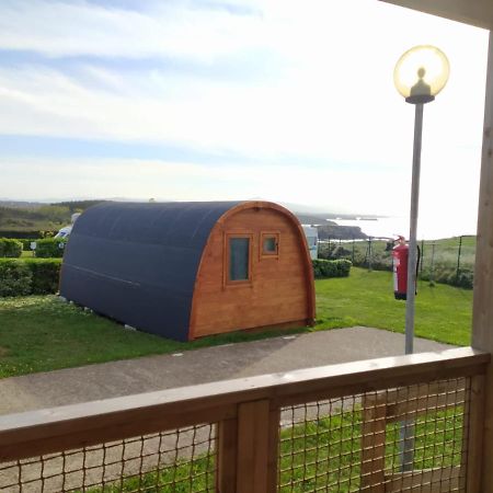 Bungalow 3 Personas - Camping Playa De Tapia Tapia De Casariego Exteriör bild