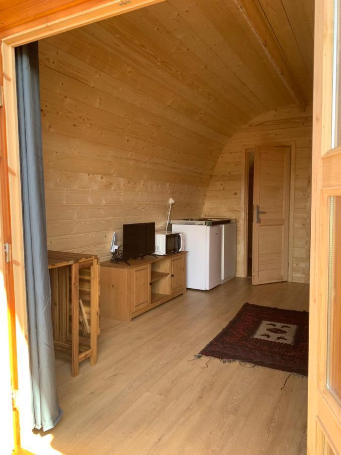 Bungalow 3 Personas - Camping Playa De Tapia Tapia De Casariego Exteriör bild